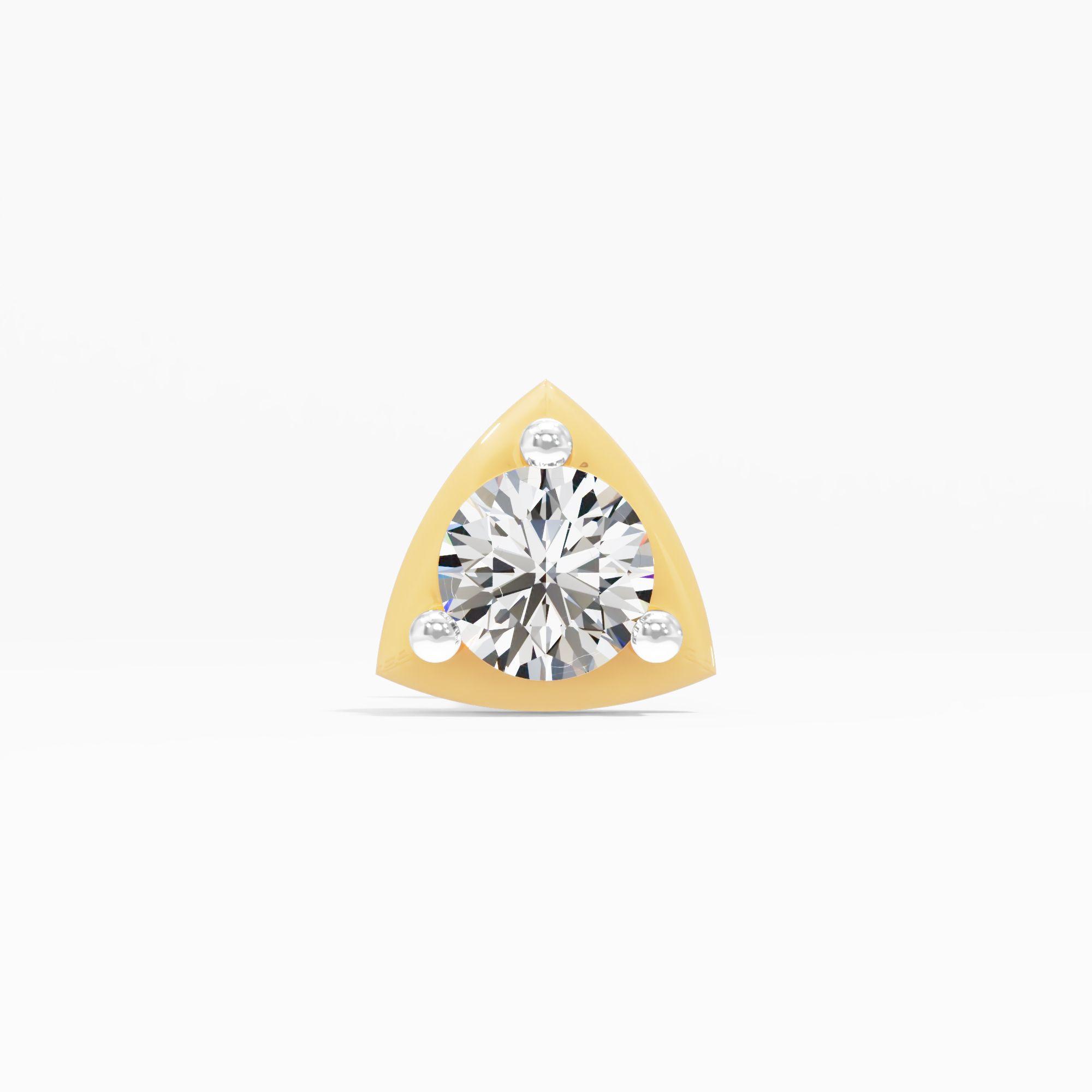 Distinct Stunner Solitaire Nose Pin